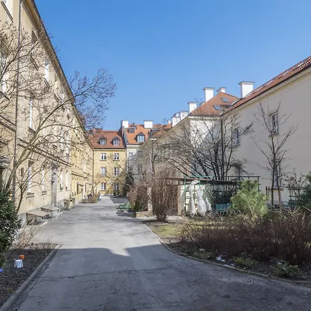 Little - Old Town 4 Apartman Varsó